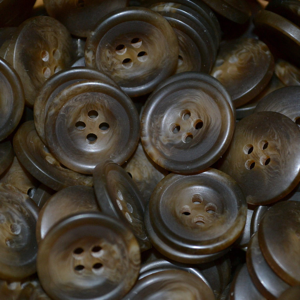Brown Resin Pimbo Buttons - Large (32 Ligne)