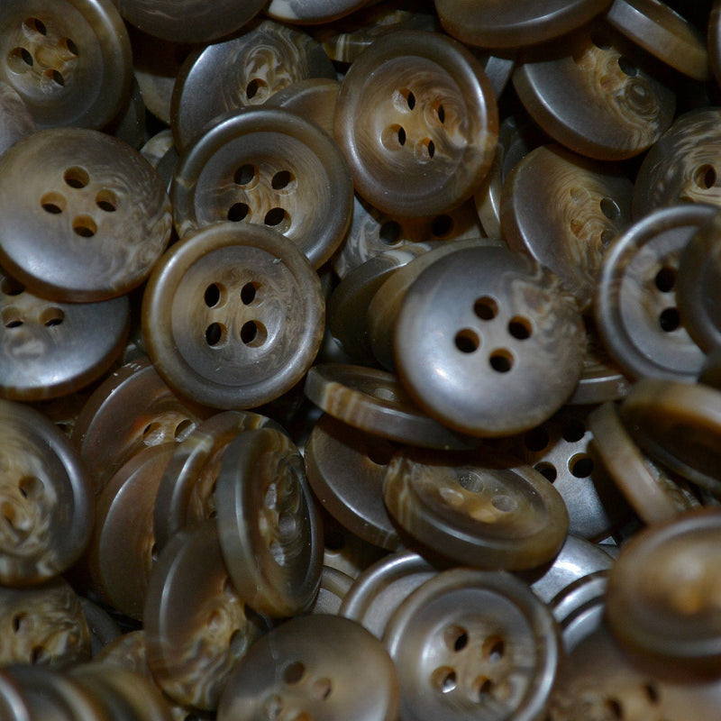 Brown Resin Pimbo Buttons – Small (24 Ligne)