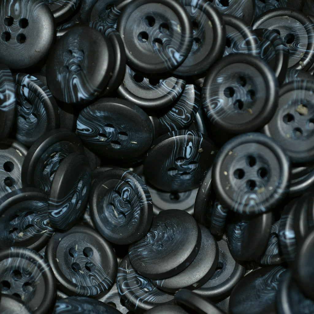 Navy Blue Resin Pimbo Buttons – Small (24 Ligne)